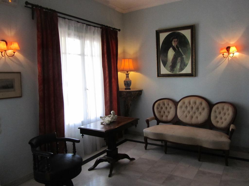 Levant Hotel Pelekas Værelse billede